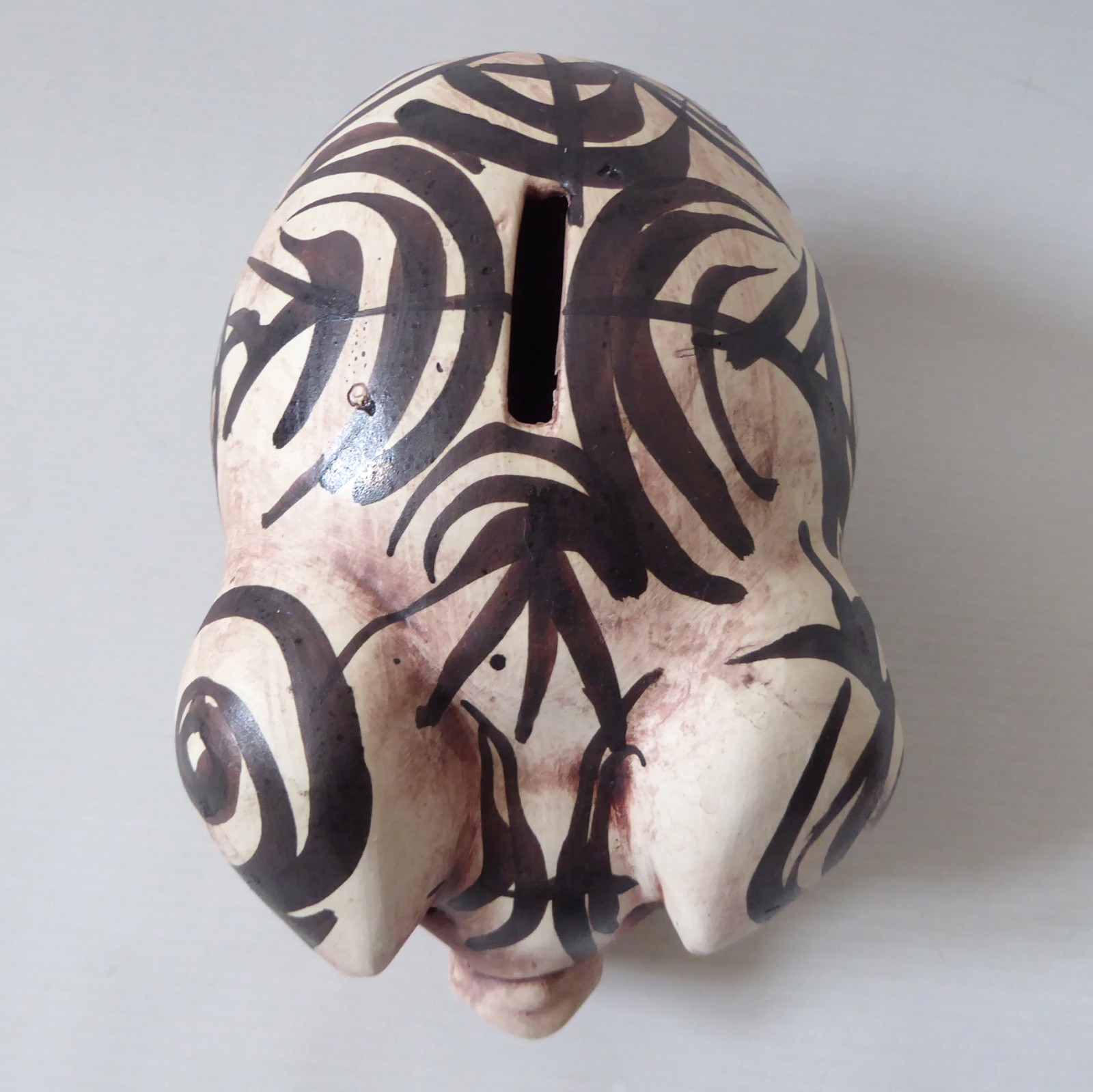 Chelsea Pottery studio pottery piggy bank money box 1970s retro vintage painted - Image 12