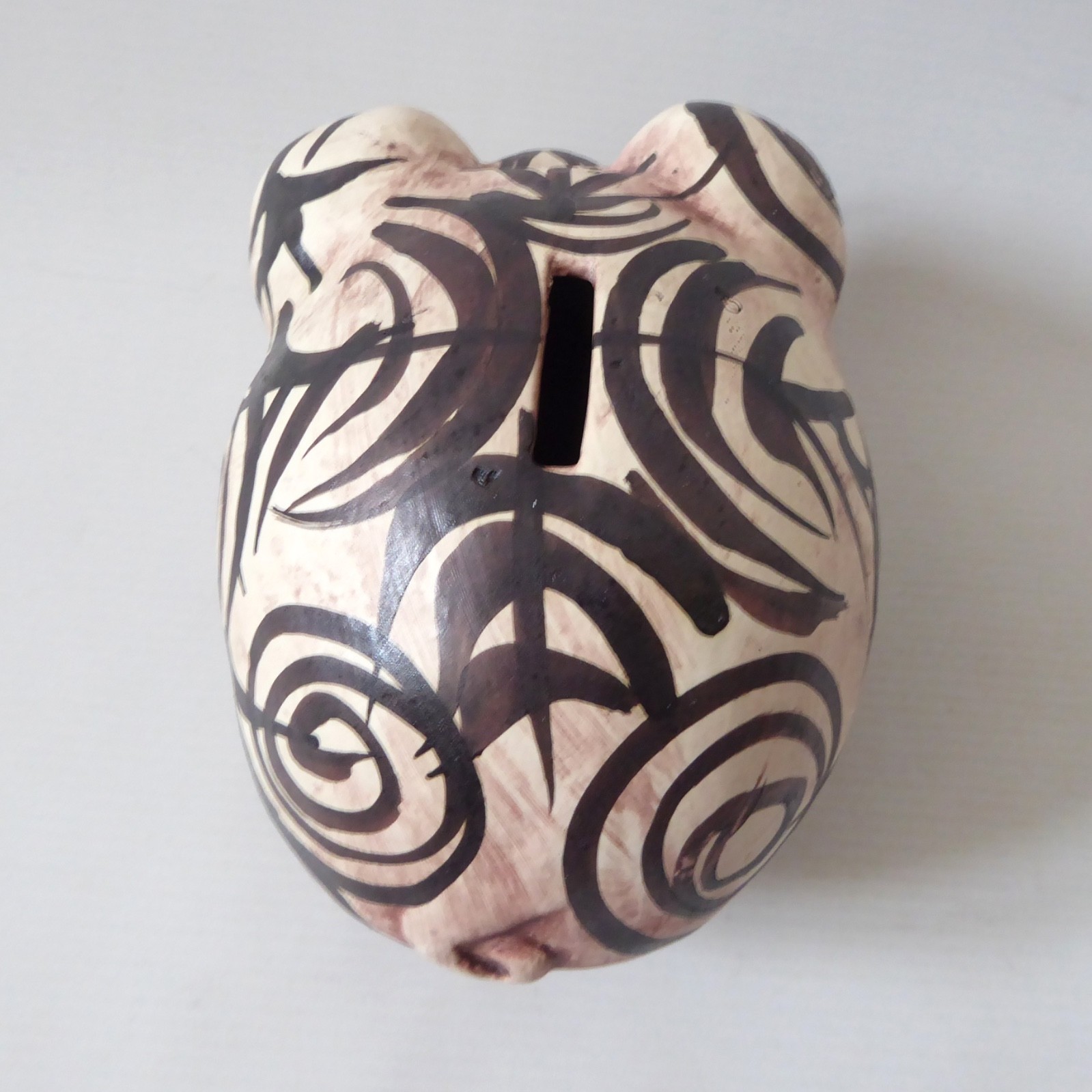 Chelsea Pottery studio pottery piggy bank money box 1970s retro vintage painted - Image 8