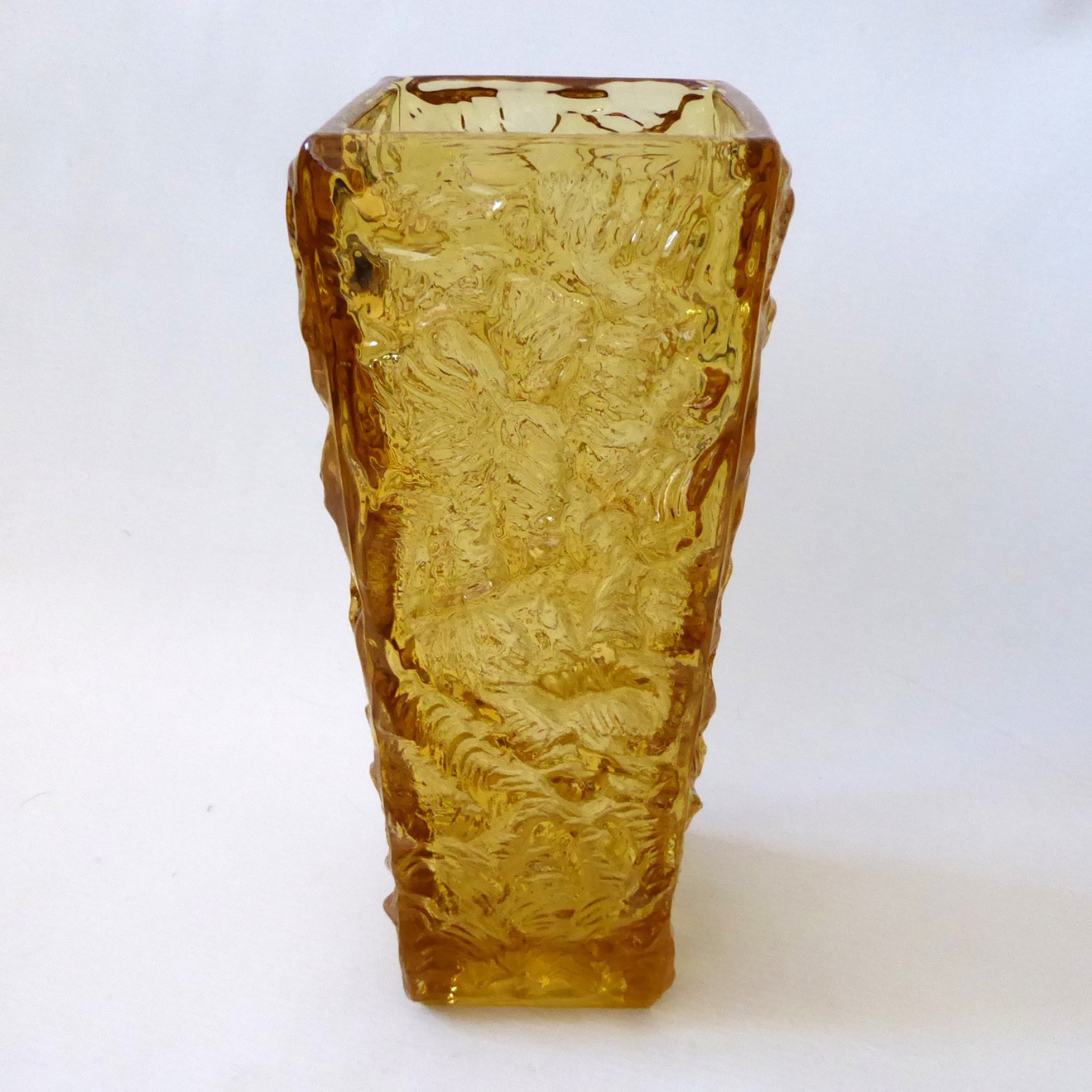 Czech 1969 Vladislav Urban Rosice vintage art glass vase, Moravia 1502/25. Amber - Image 2