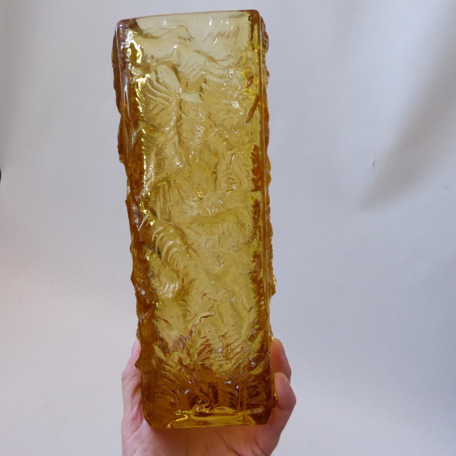 Czech 1969 Vladislav Urban Rosice vintage art glass vase, Moravia 1502/25. Amber - Image 3