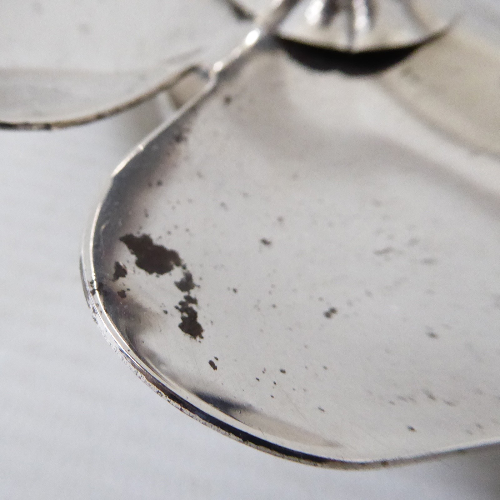 Danish E Dragsted vintage silver-plated candle holder candlestick, 4 leaf clover - Image 9