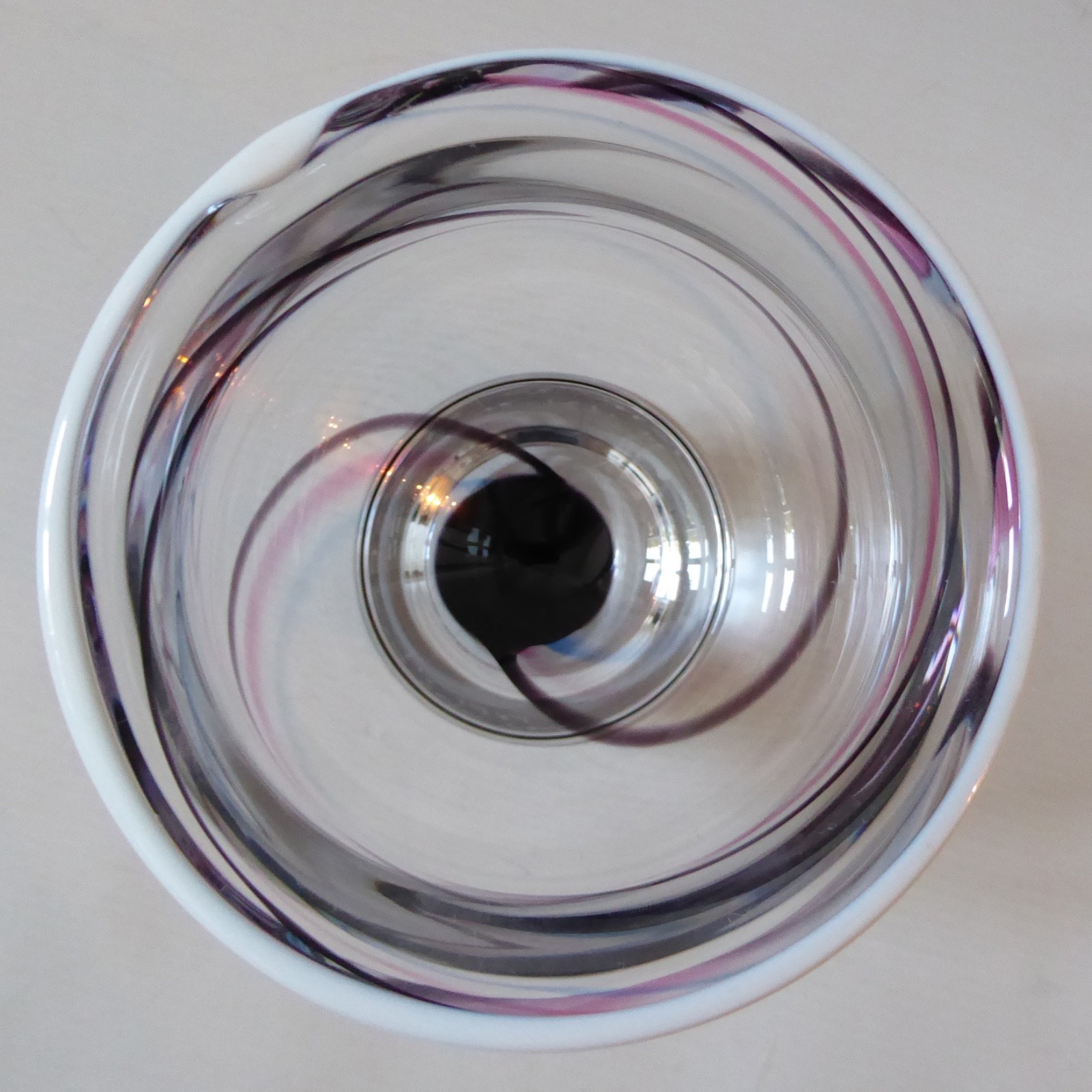 Erik Hoglund for Stromberg art glass signed bowl vase, 50 years of Stena 1989 - Image 6