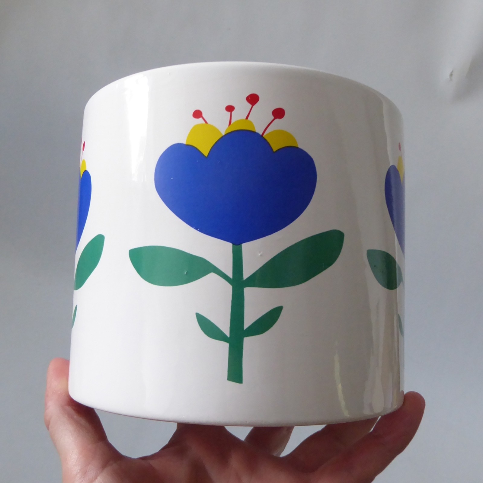 Flying Tiger Danish design plant pot holder planter. White + blue flower ceramic - Image 5