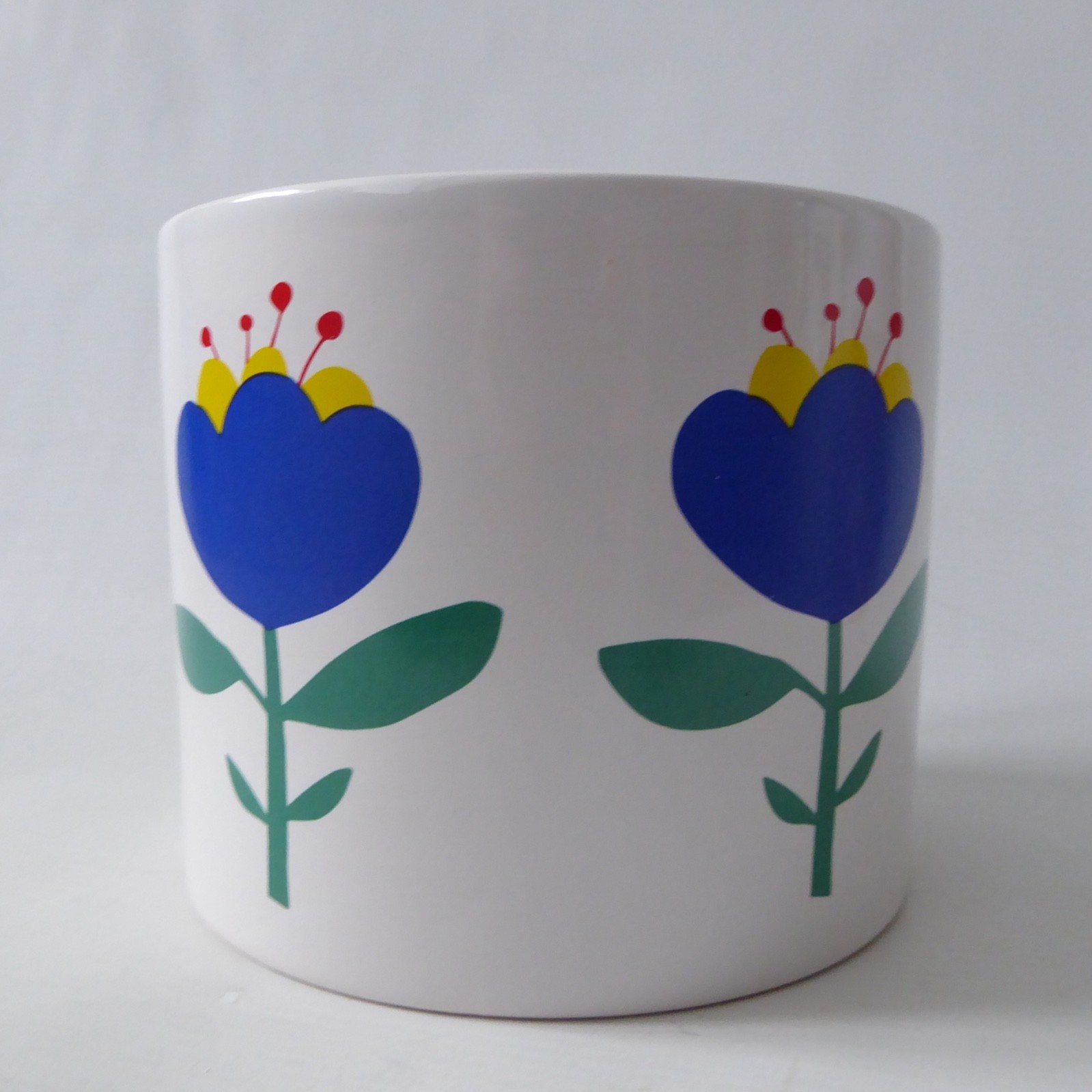 Flying Tiger Danish design plant pot holder planter. White + blue flower ceramic - Image 6