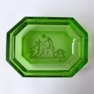 Heinrich Hoffman Art Deco 1930s green Intaglio glass ashtray, cut bowl, vintage