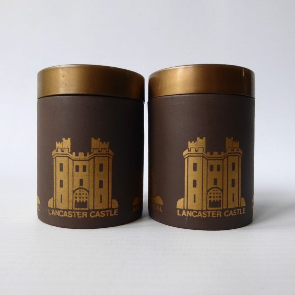 Hornsea salt & pepper pots, shakers. Lancaster castle, Ashton. Vitramic gold '76 - Image 4