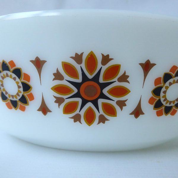 JAJ Pyrex Toledo 3 pint large 513 round casserole dish bowl, 1960s retro vintage - Image 4