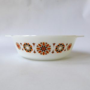 JAJ Pyrex Toledo 3 pint large 513 round casserole dish bowl, 1960s retro vintage