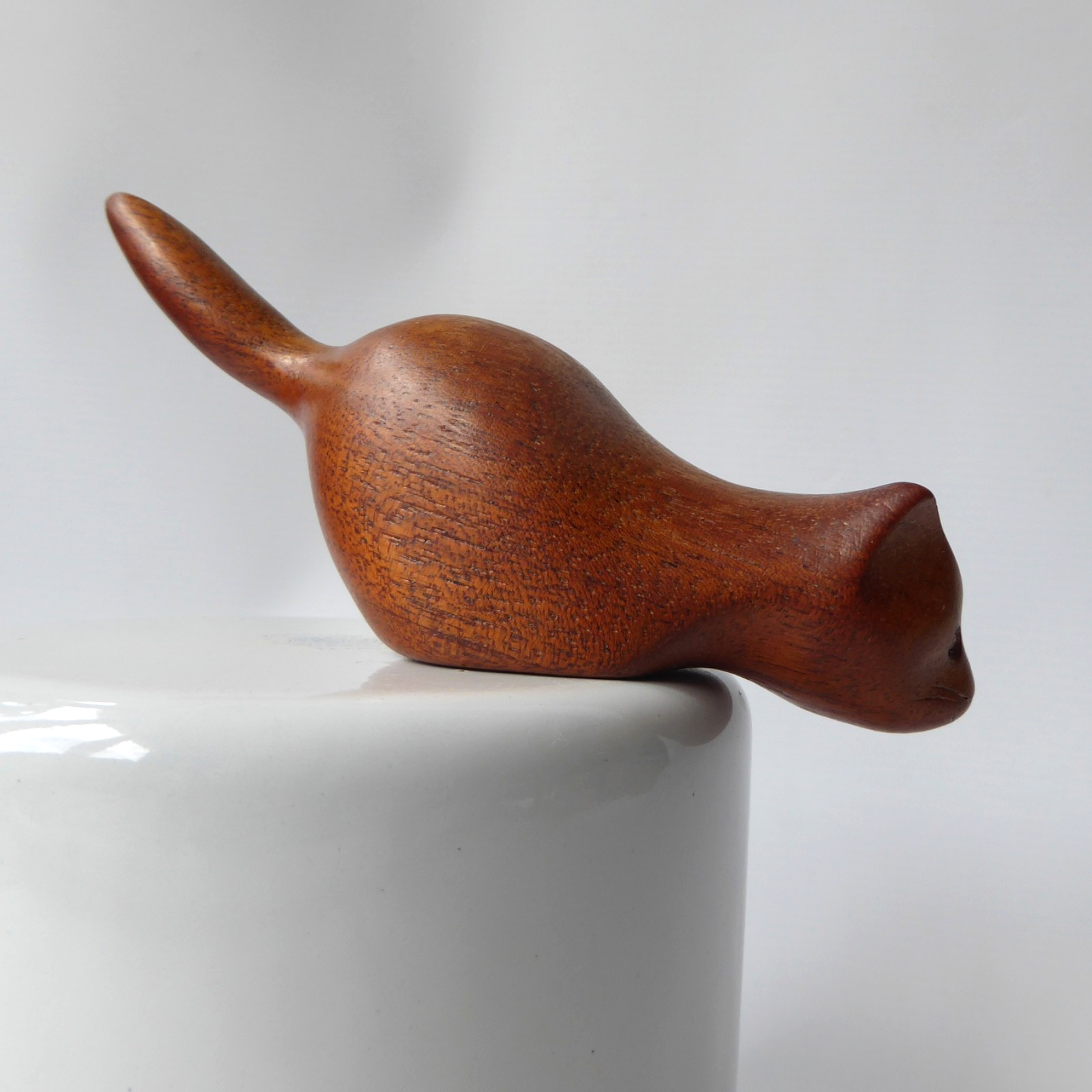 John Hunter carved mahogany wooden cat figurine, modernist minimalist crouching