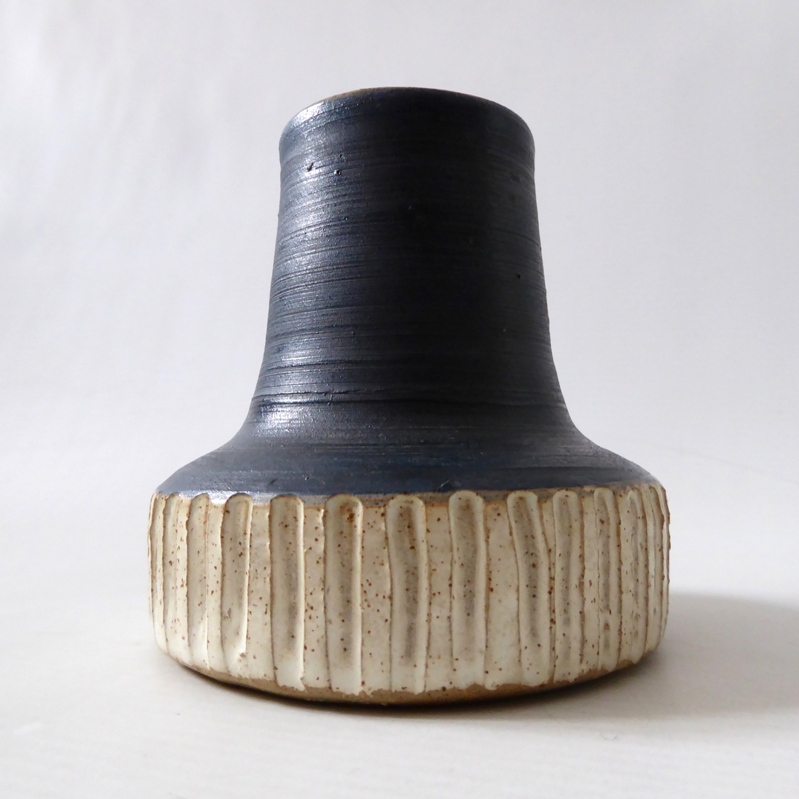 Lenham Pottery studio art vase, black and beige lines handmade artisan retro pot - Image 2