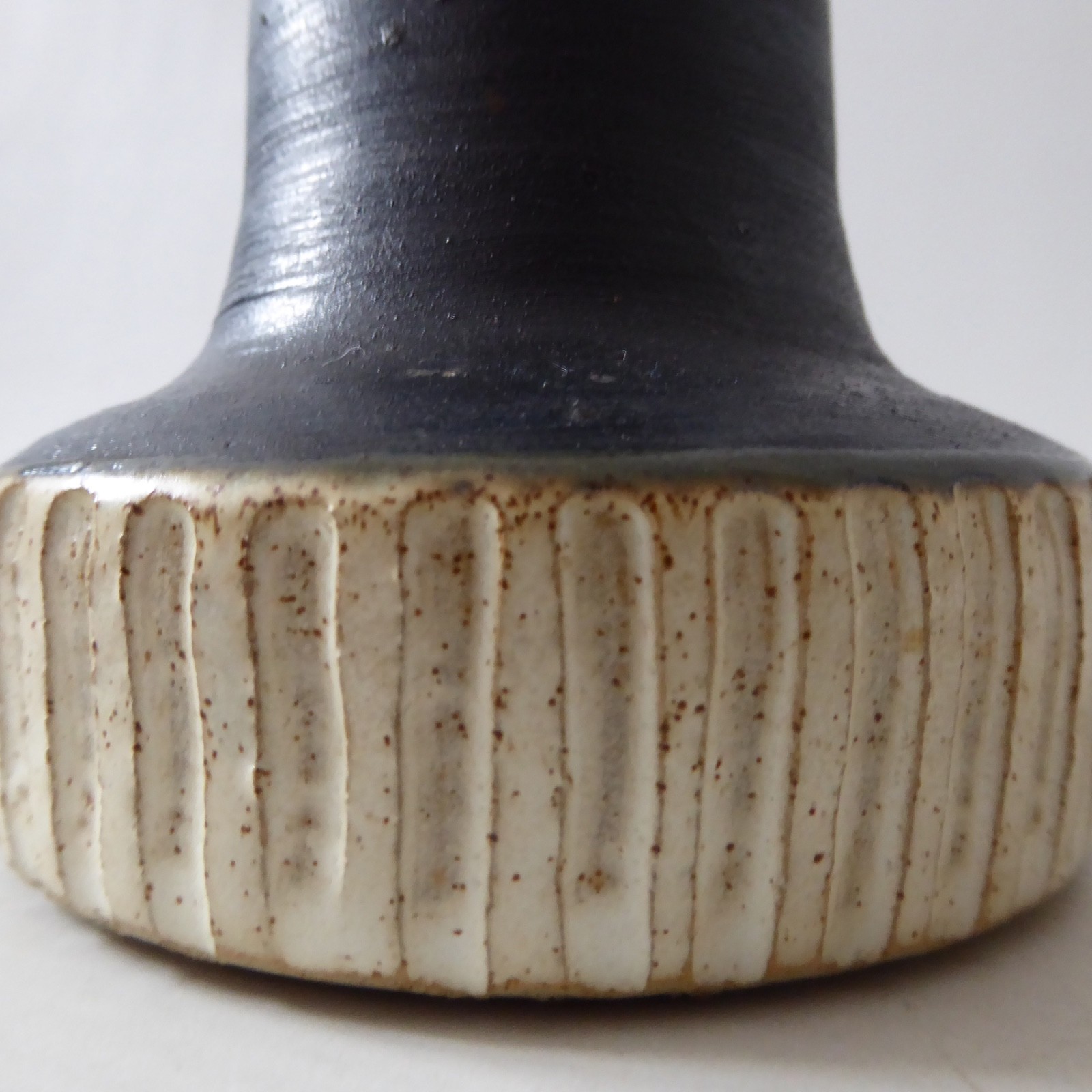 Lenham Pottery studio art vase, black and beige lines handmade artisan retro pot - Image 6