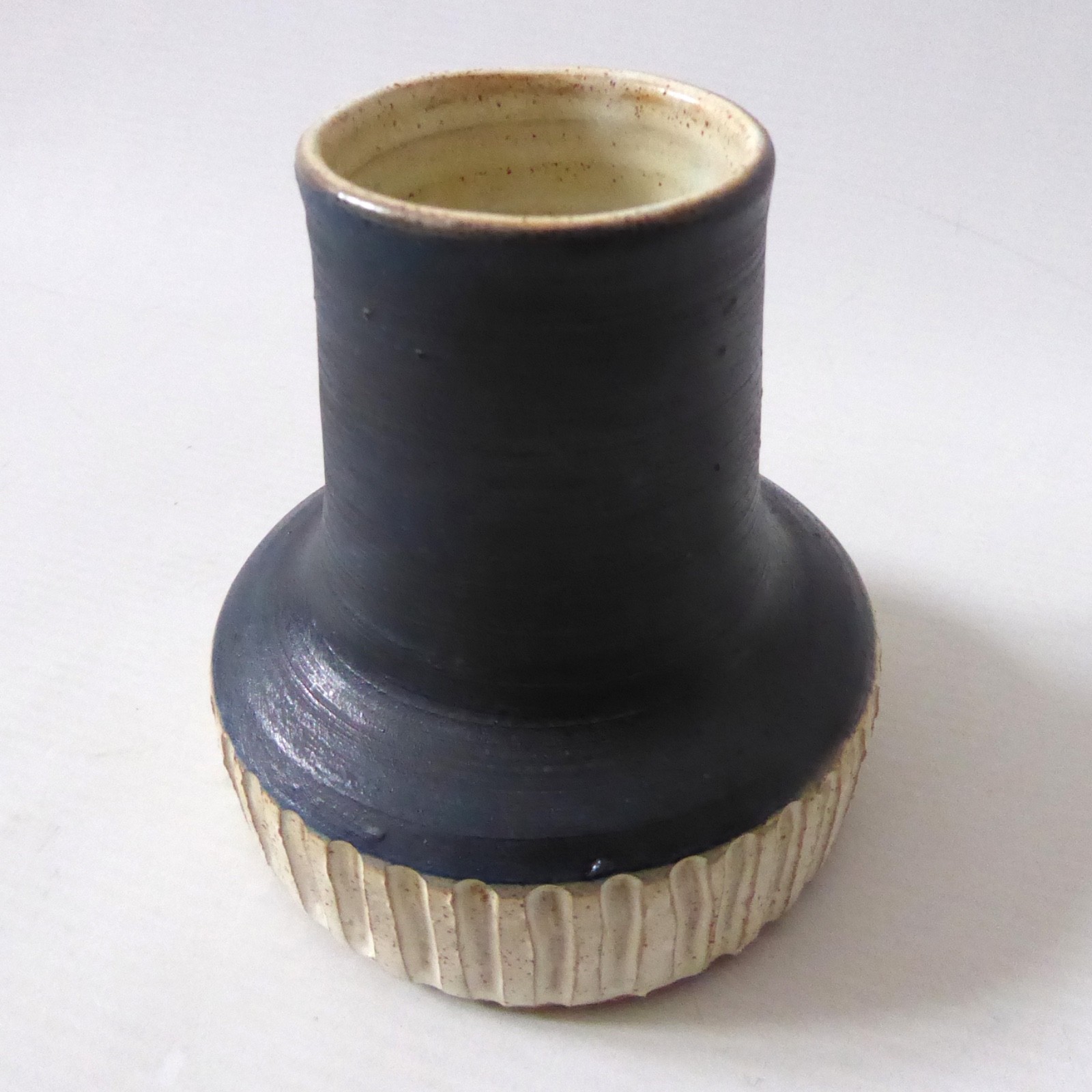 Lenham Pottery studio art vase, black and beige lines handmade artisan retro pot - Image 7