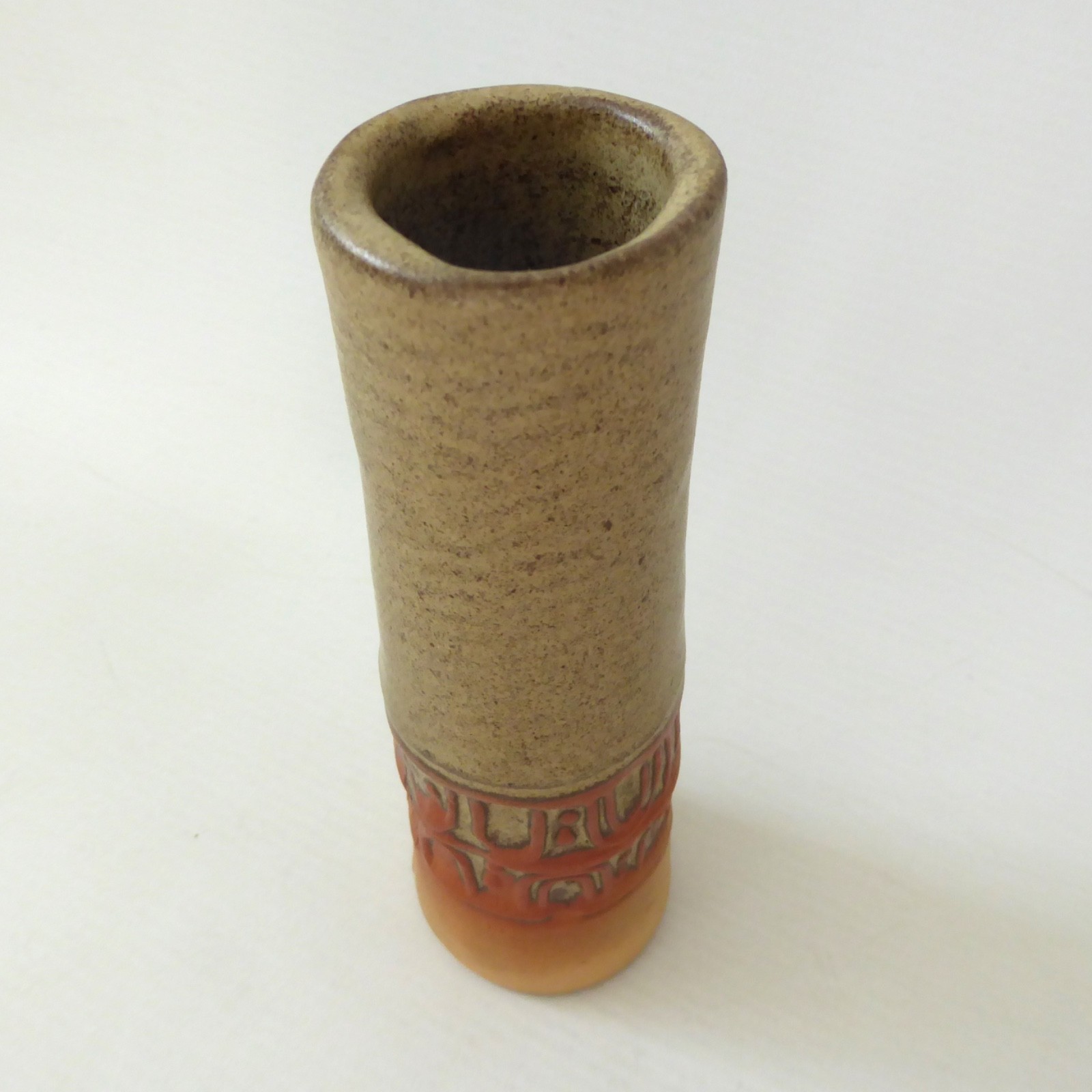 Louis Hudson 6" studio pottery vase, handmade slab built clay cylinder, chimney - Image 7