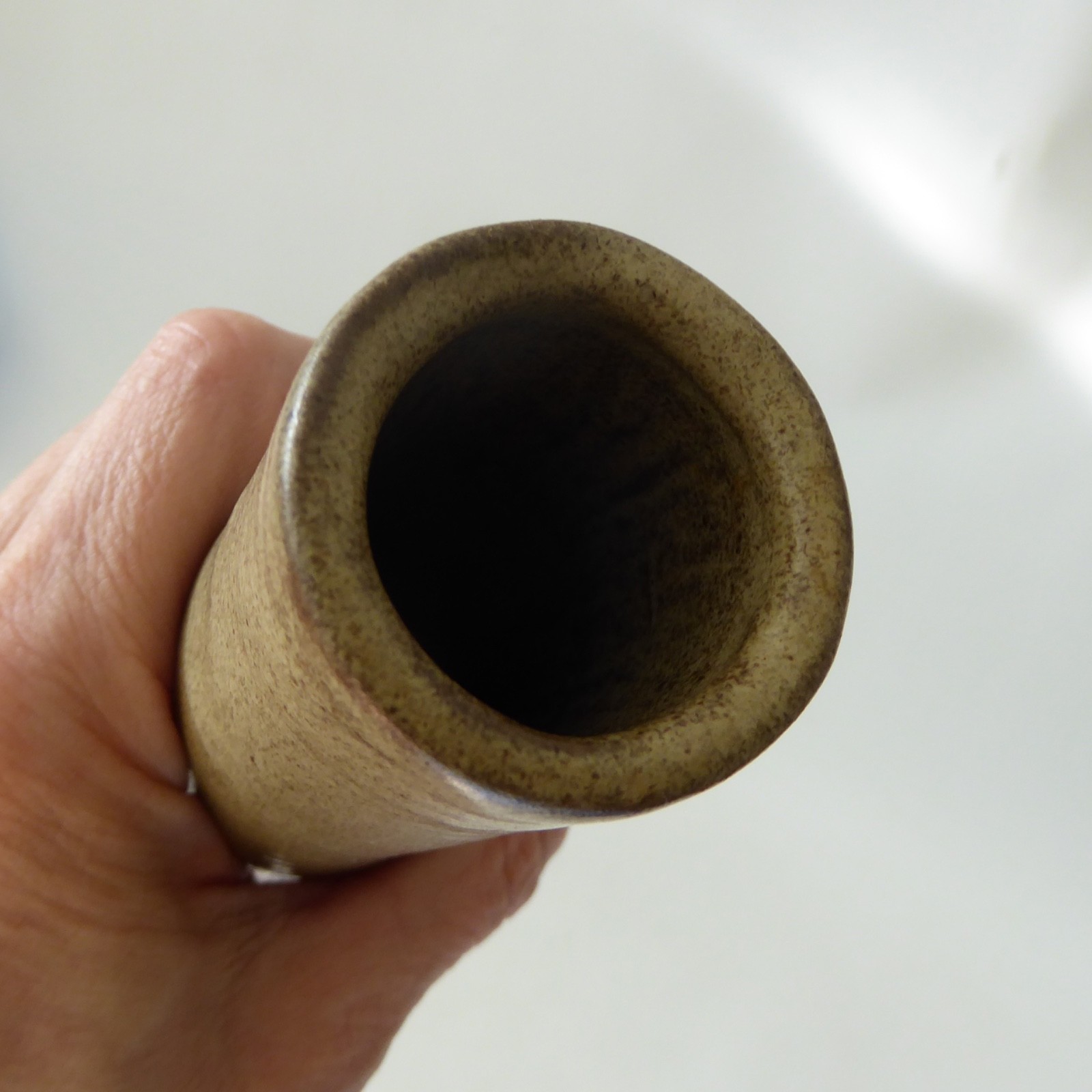 Louis Hudson 6" studio pottery vase, handmade slab built clay cylinder, chimney - Image 10