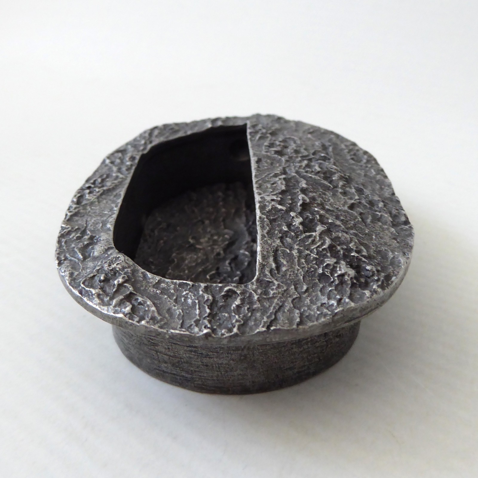 Modern Objects USA pewter brutalist bark textured drawer handle flush mount pull - Image 4