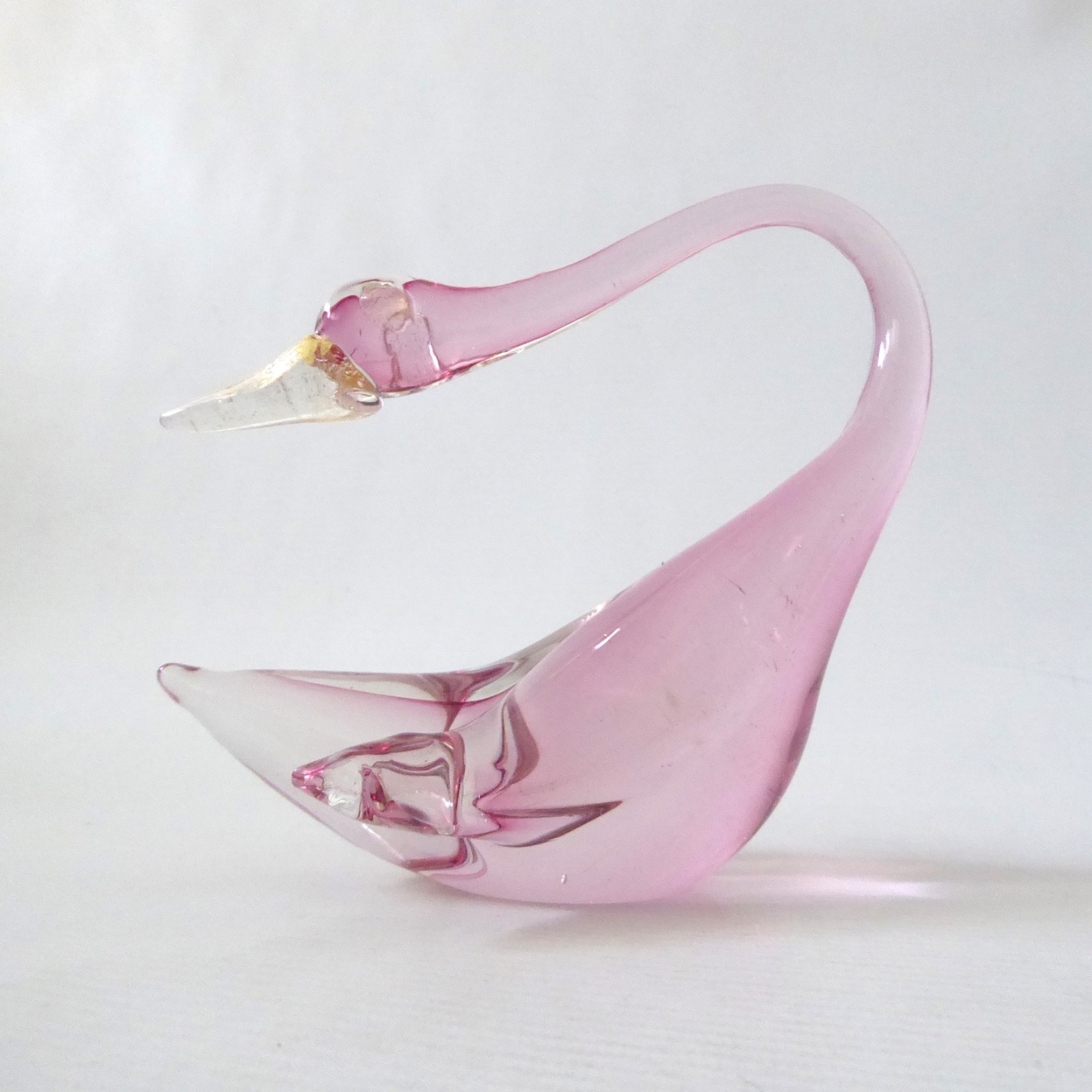 Murano art glass duck figurine, pink and gold. Vintage mouth blown Italian bird