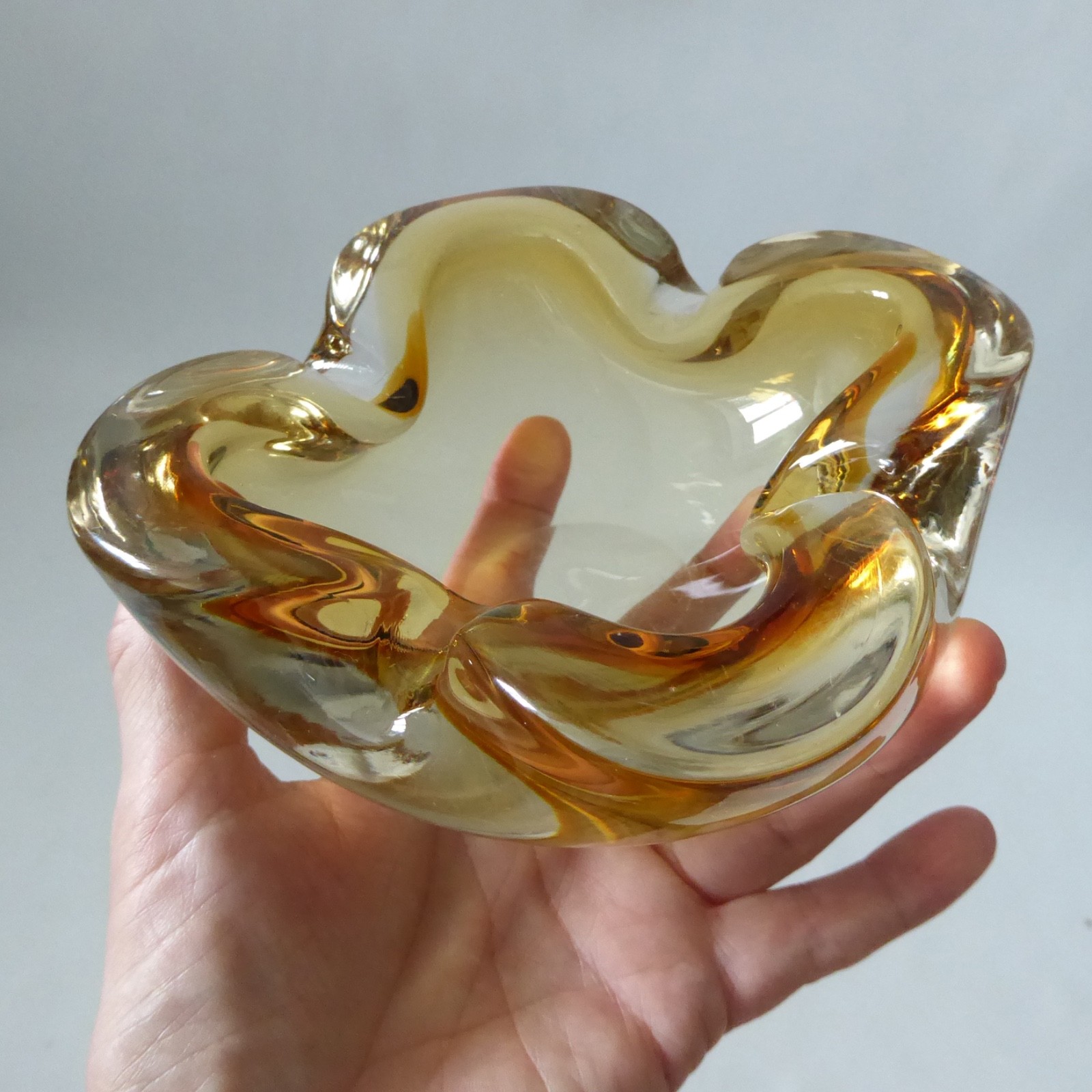 Murano vintage art glass bowl. Amber cased dish ashtray, chunky heavy. 1960s MCM - Image 6