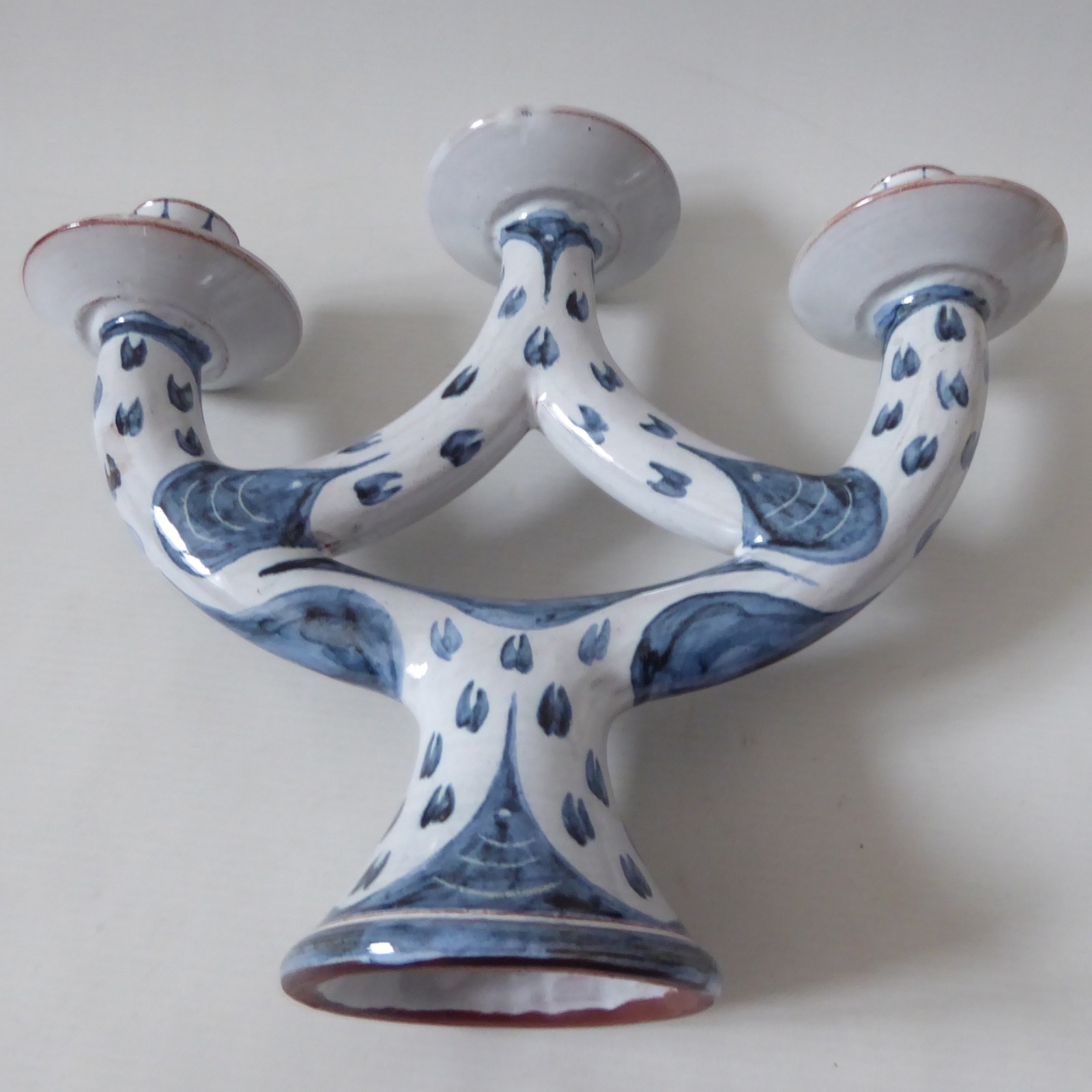 Pat Birks 1987 vintage pottery candlestick three arm candelabra blue white 1980s - Image 13