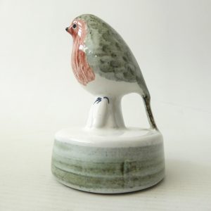Rye Pottery vintage Robin bird figurine. 1960s hand painted clay ornament statue