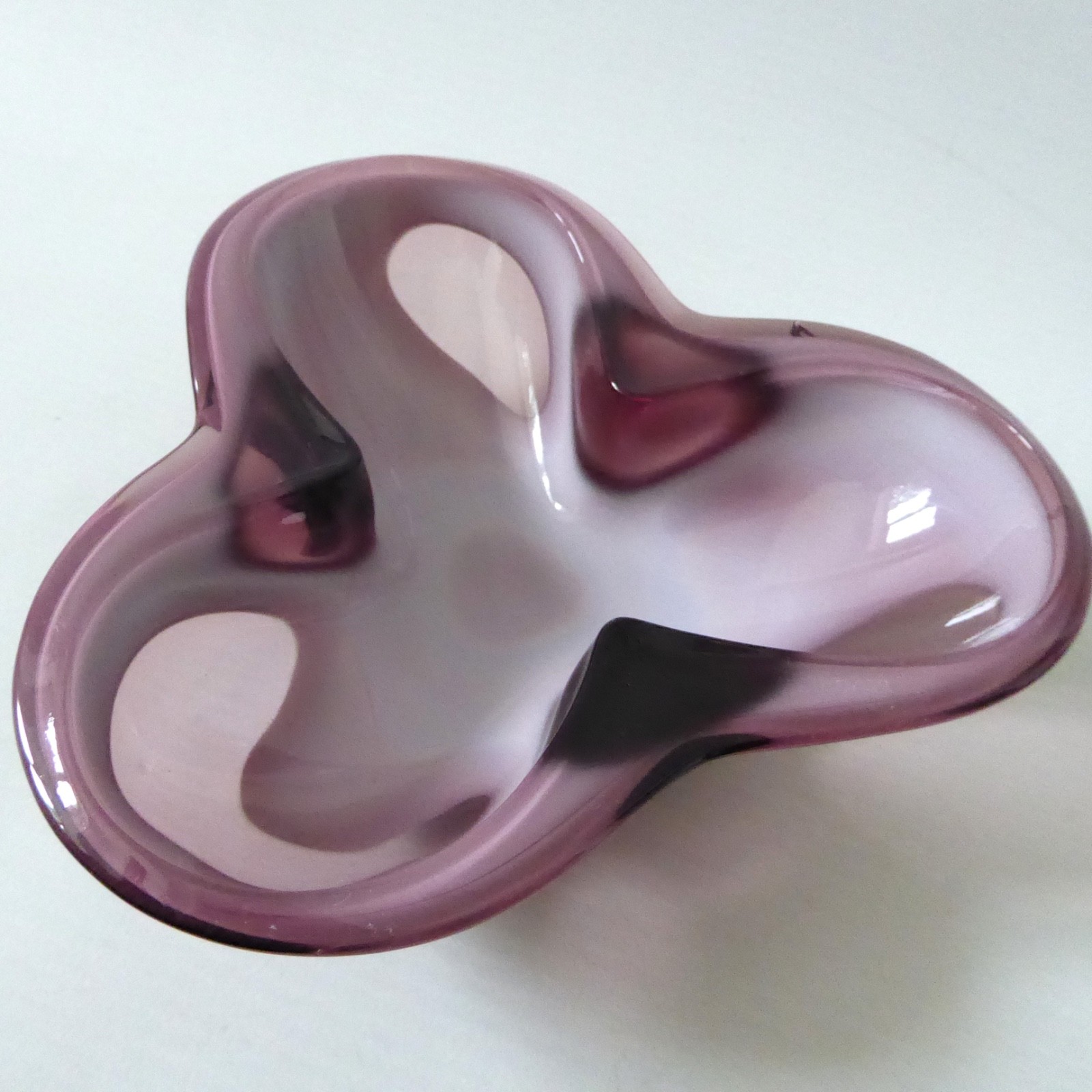 Sasaki Japan art glass tri dish bowl ashtray, mauve purple vintage retro 1970s - Image 6