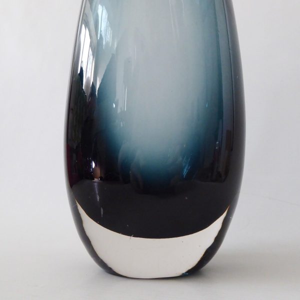Vintage 1960s Whitefriars 9653 9.5" Indigo art glass vase, tall ovoid mid centur - Image 7