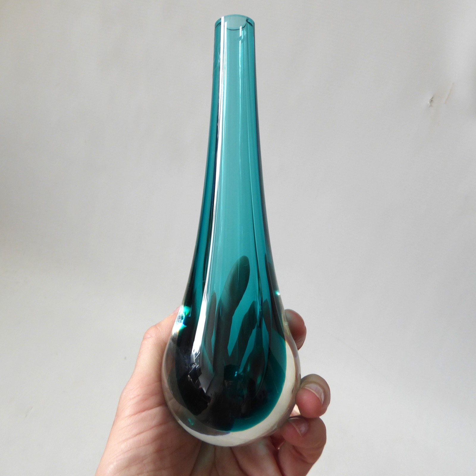 Vintage 1990s Caithness art glass vase, Stroma 4022. Kingfisher blue green cased - Image 4