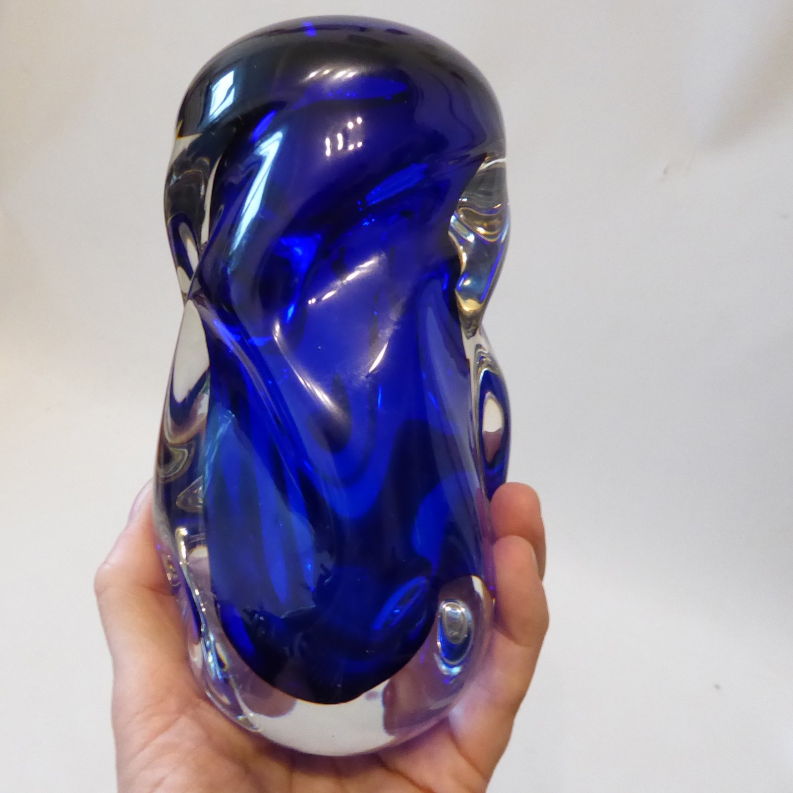 Vintage Czech Bohemian art glass knobbly vase, deep blue cased. 1960s, Beranek - Image 12