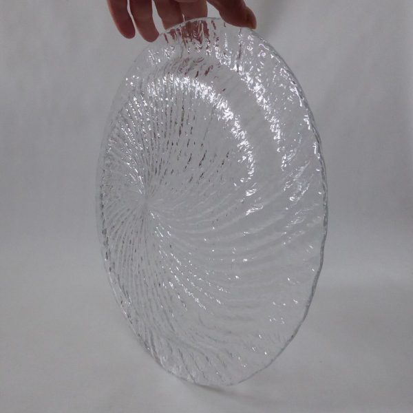 Vintage Finnish glass serving platter, Riihimaen lasi Finland 12" textured plate - Image 11