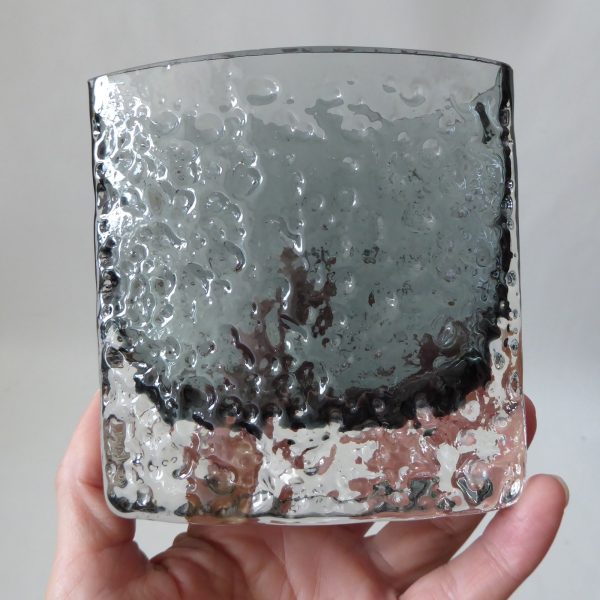 Whitefriars bow fronted nailhead 9685 pewter grey art glass vase, Baxter 60s/70s - Image 11