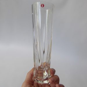 iittala Finland Viiri 1990 tall champagne flute glass, Valto Kokko. Vintage vase