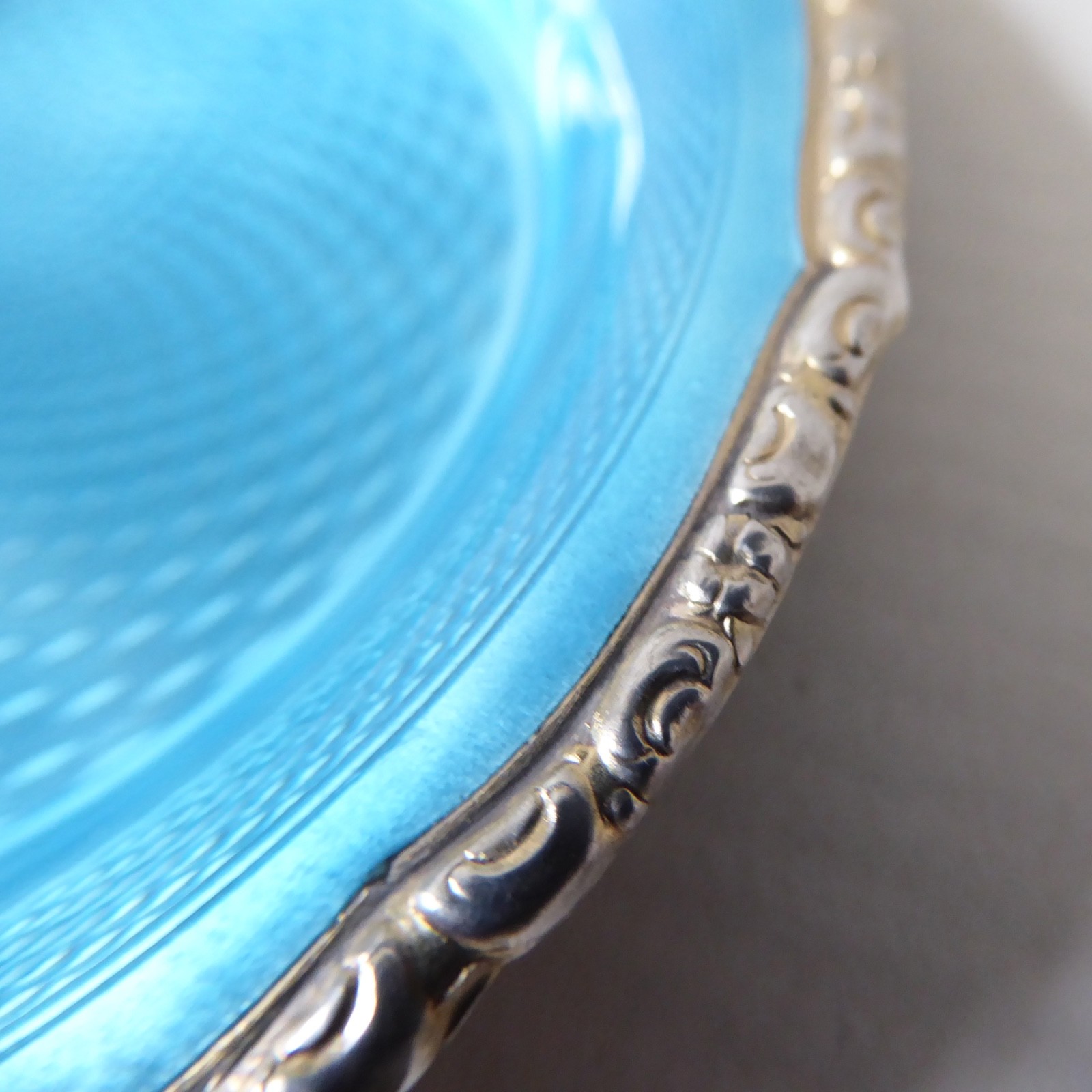 925 sterling silver & turquoise blue enamel guilloche pin dish. Vintage antique - Image 4