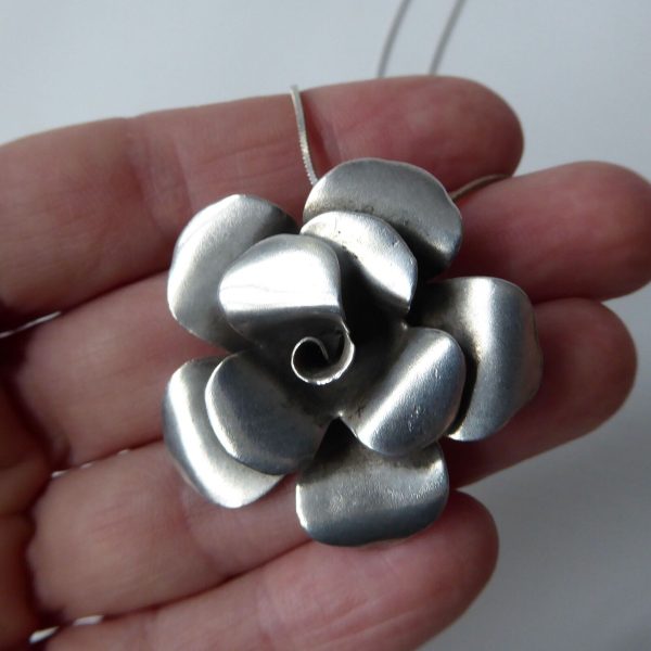 Ail Aluma sterling silver 925 rose flower pendant, 19" box chain necklace, 11g - Image 8