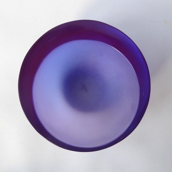 Christy lucite perspex large 8" geode bowl, flat rim, round. Mauve indigo lilac - Image 3