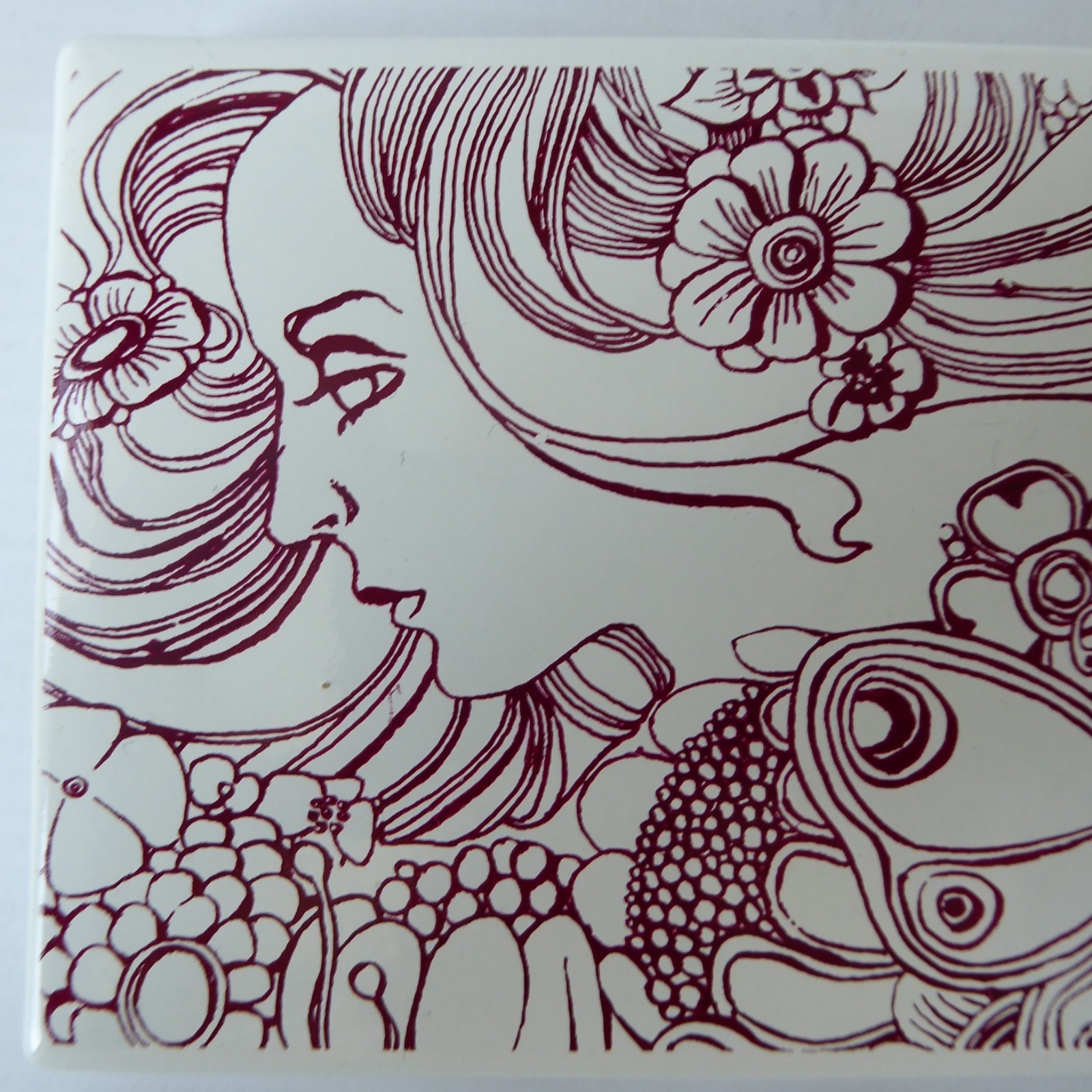 Elizabeth Arden Japanese jewellery/trinket box, burgundy & white lacquered - Image 11
