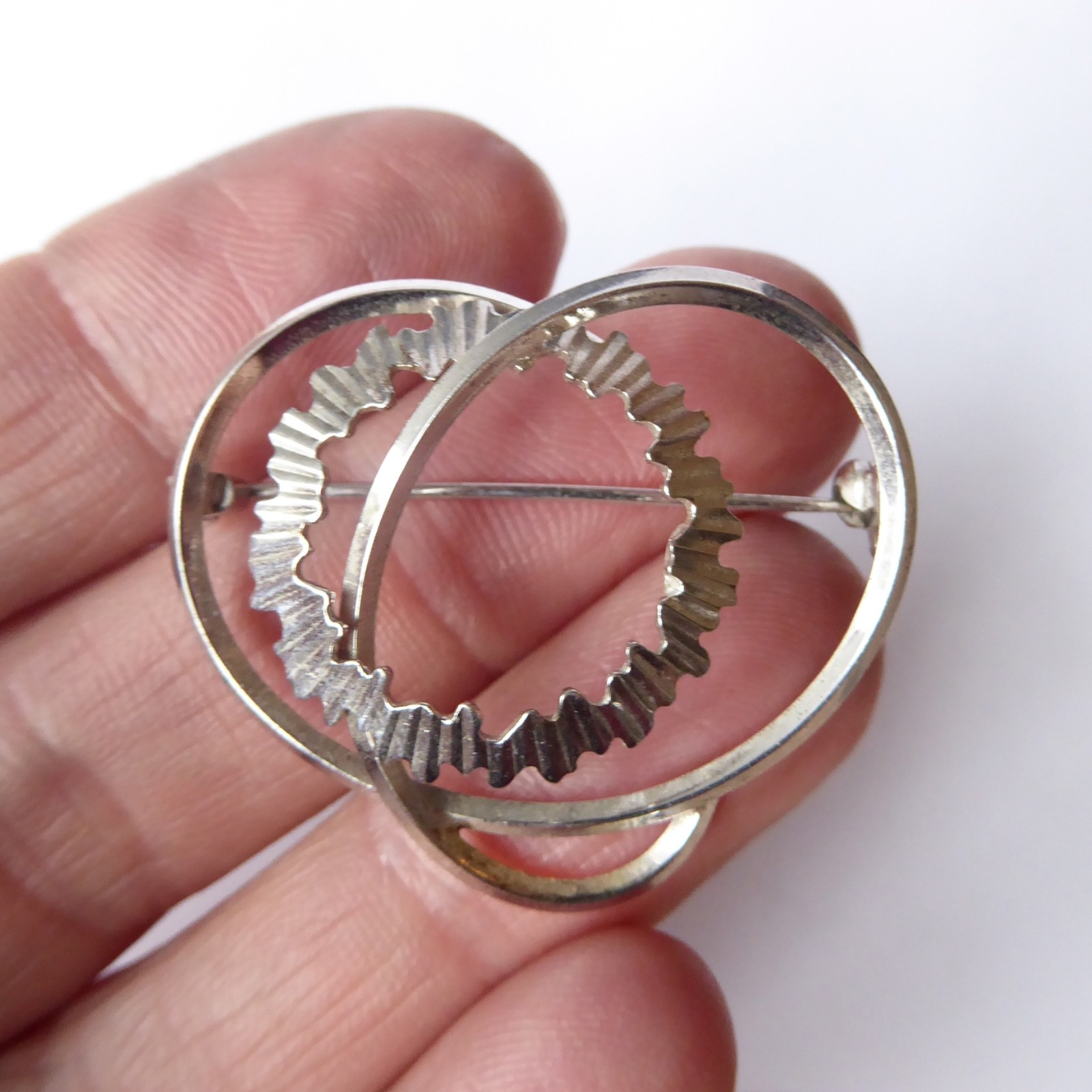 German vintage 800 silver brooch, modernist loops. K&L Kordes & Lichtenfels 60s - Image 8