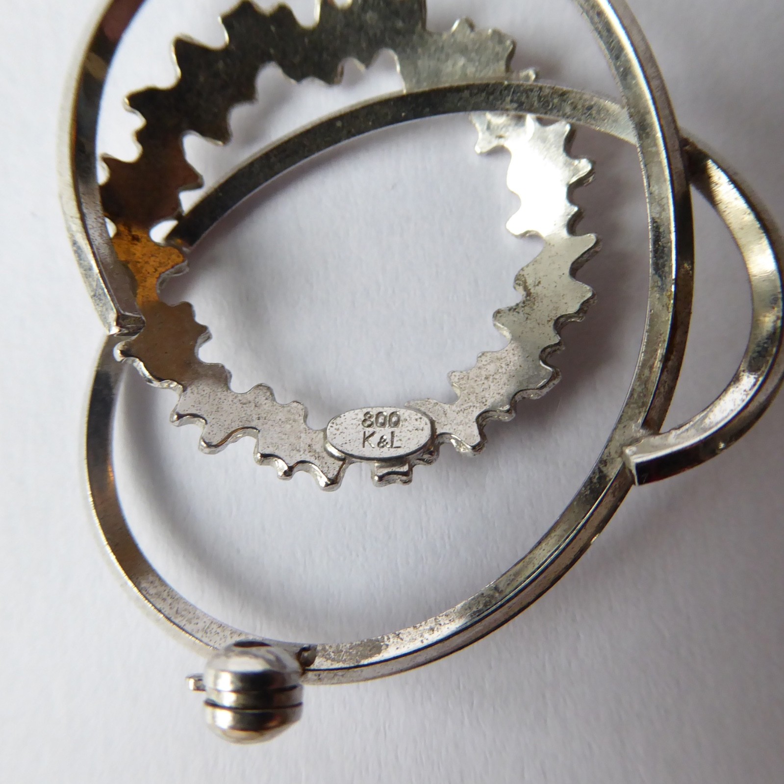 German vintage 800 silver brooch, modernist loops. K&L Kordes & Lichtenfels 60s - Image 10