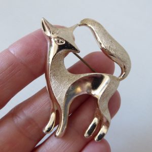Globus West German metal vintage FOX brooch, silver tone aluminium, stylised