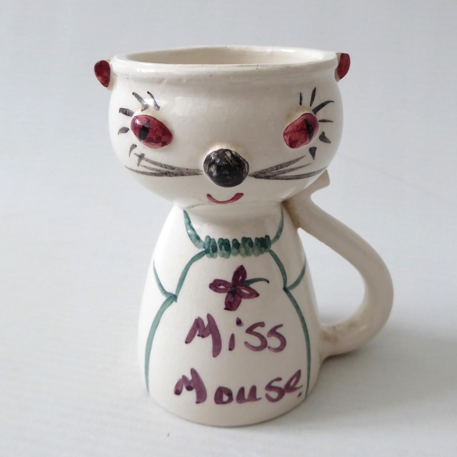 Hewett Ongar vintage pottery ceramic hand painted cute Miss Mouse egg cup, retro - Image 3