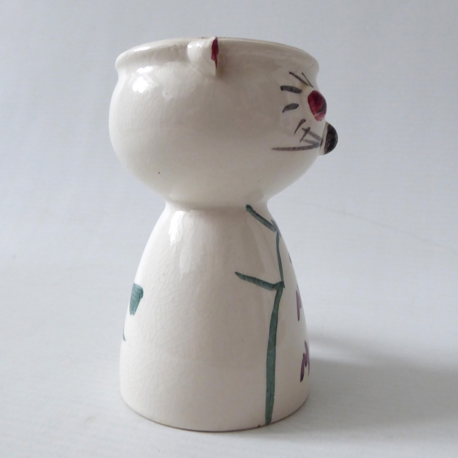 Hewett Ongar vintage pottery ceramic hand painted cute Miss Mouse egg cup, retro - Image 6