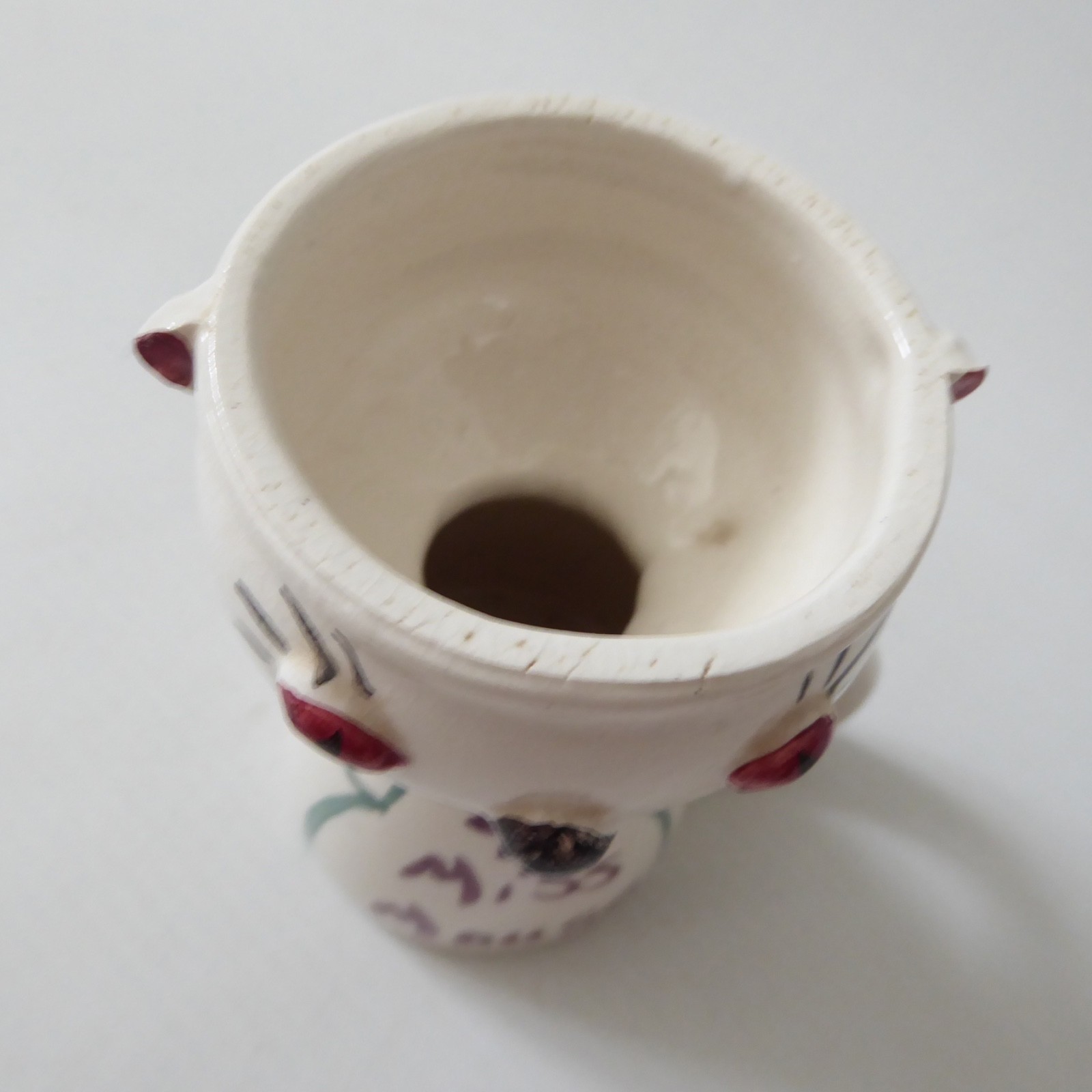 Hewett Ongar vintage pottery ceramic hand painted cute Miss Mouse egg cup, retro - Image 7