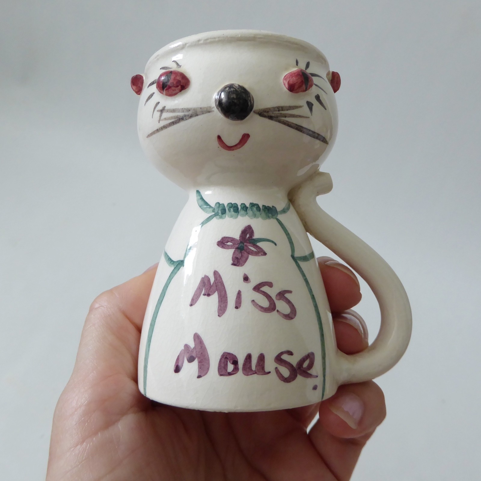 Hewett Ongar vintage pottery ceramic hand painted cute Miss Mouse egg cup, retro - Image 8