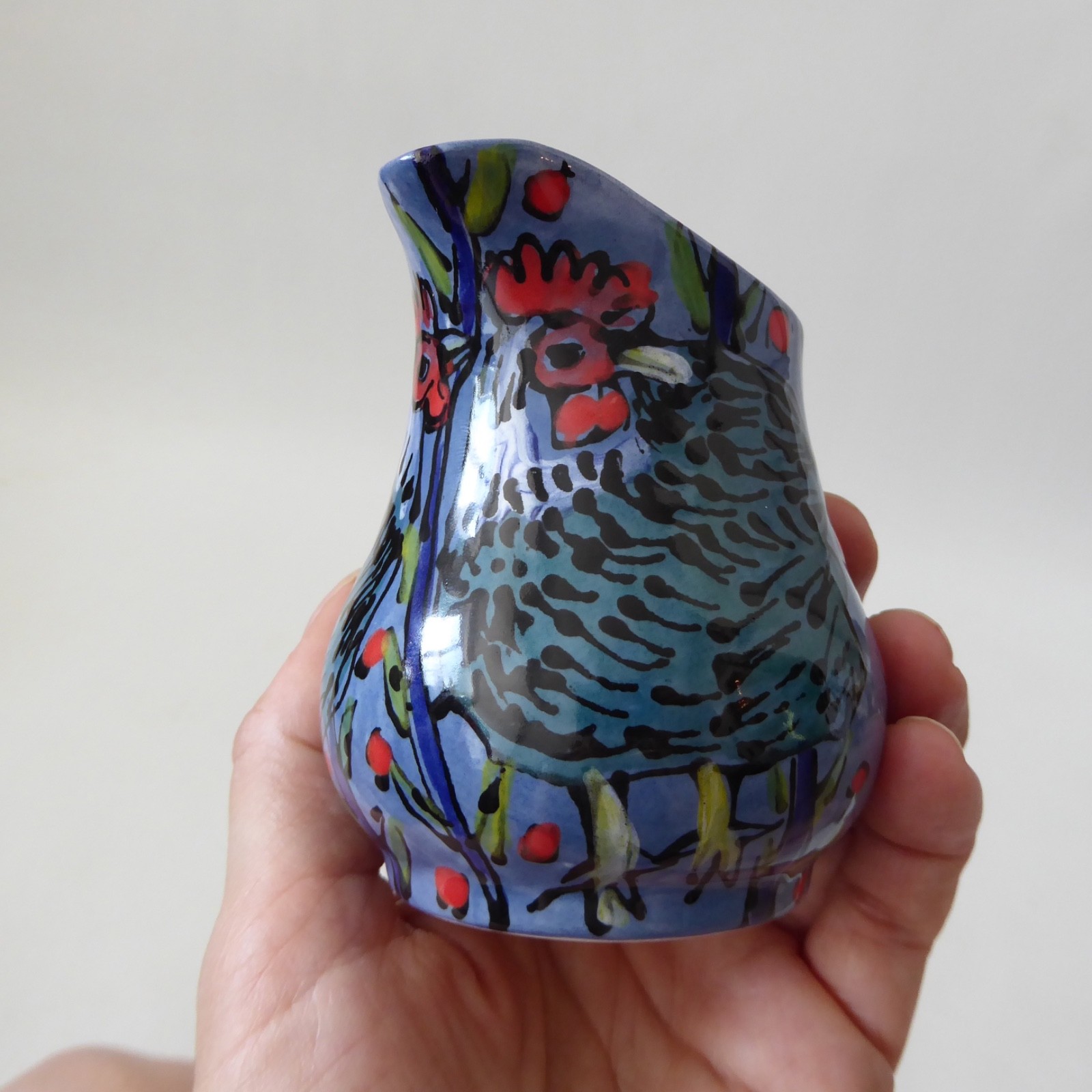 Katherine Barney Elsing Norfolk studio pottery ceramic milk cream jug: chicken - Image 3