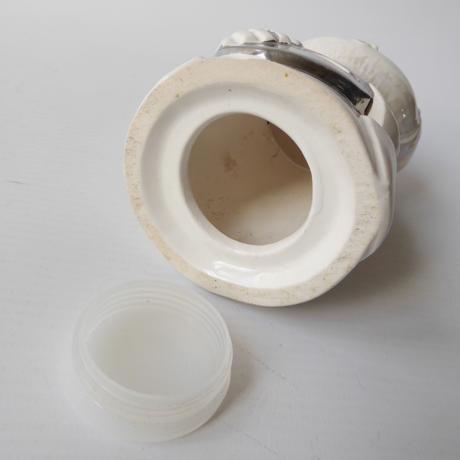 Kenneth Townsend Iden Pottery Rye ceramic pottery guitarist money box figurine - Image 14