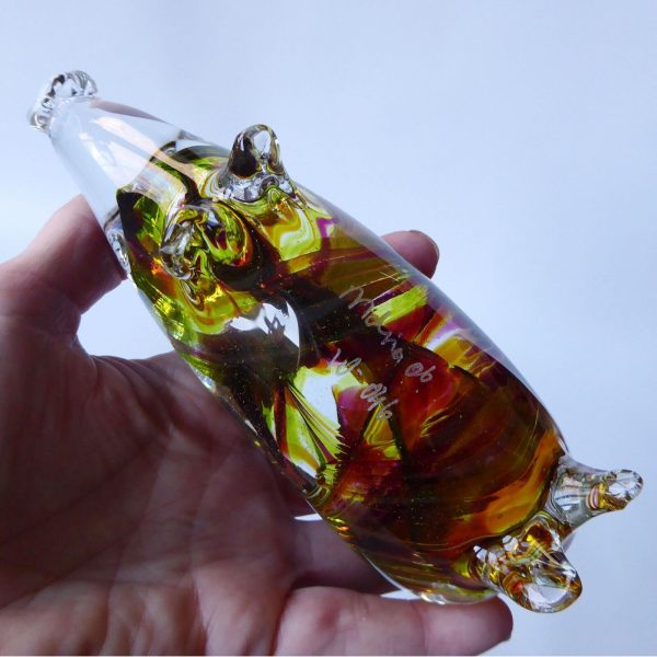 Mdina Malta art glass pig figurine signed. 2006 lime green plum swirls. 6.5" pig - Image 10