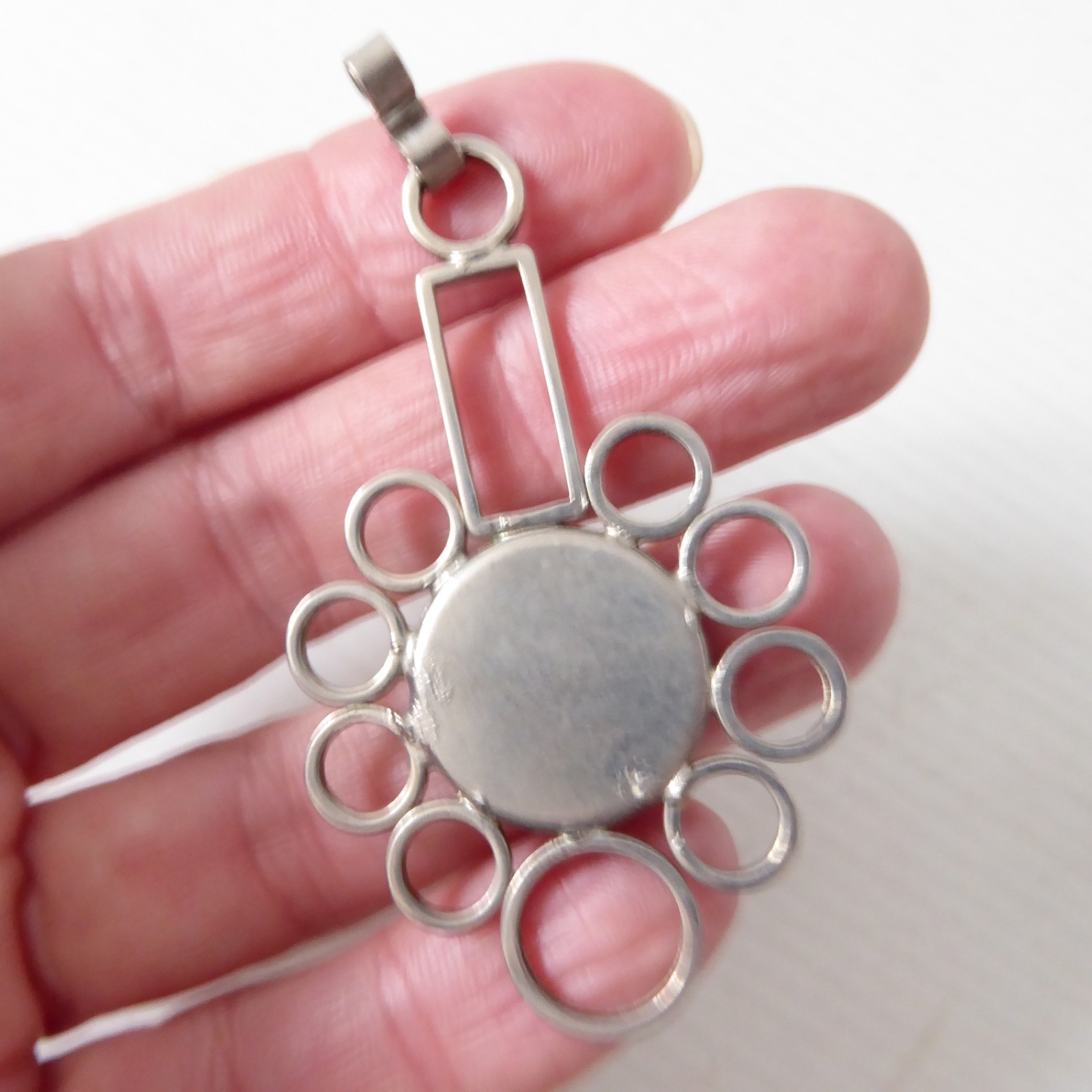 Modernist vintage silver-tone metal pendant for necklace blue stone. 1970s retro - Image 7