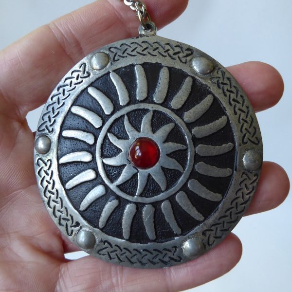 St Justin vintage pewter necklace, large medallion round pendant, 26" chain, 70s - Image 8