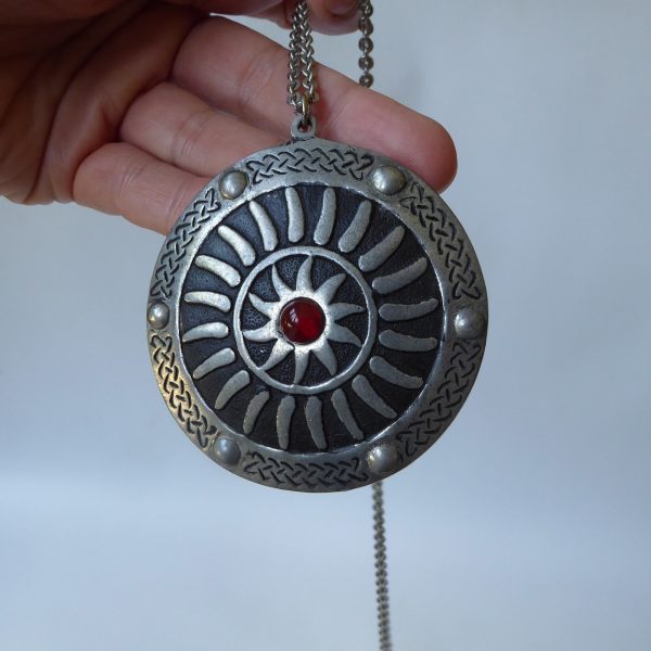 St Justin vintage pewter necklace, large medallion round pendant, 26" chain, 70s - Image 9