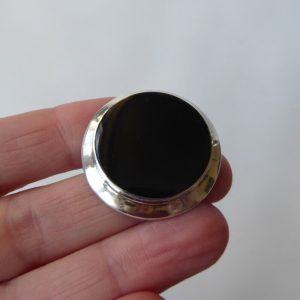 Sterling silver 925 round brooch & black onyx stone. Modernist minimalist smart