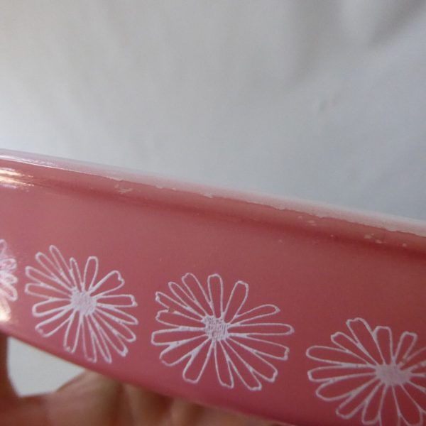 Vintage 1950s Pyrex JAJ pink Daisy oval 2179 divided vegetable casserole dish - Image 11