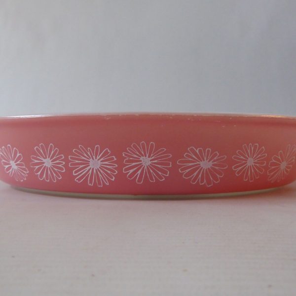 Vintage 1950s Pyrex JAJ pink Daisy oval 2179 divided vegetable casserole dish - Image 6